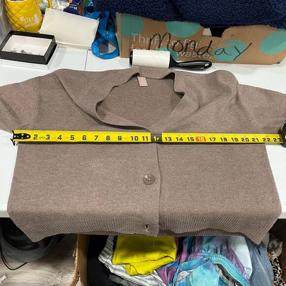 H&M Brown Boxy Cropped 3 Button Cardigan Small Academia Preppy Minimalist - Picture 5 of 6